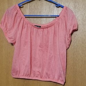 About A Girl Size Large Crop Style Top